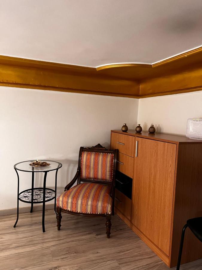 Walkway Apartment Deluxe Budapest Bagian luar foto