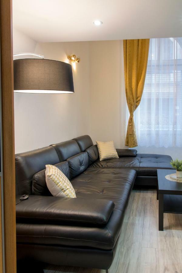 Walkway Apartment Deluxe Budapest Bagian luar foto